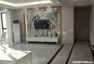全新装修津淮街东段坪山路路口处中骏广场电梯三房两厅出租 - 泉州28生活网 qz.28life.com